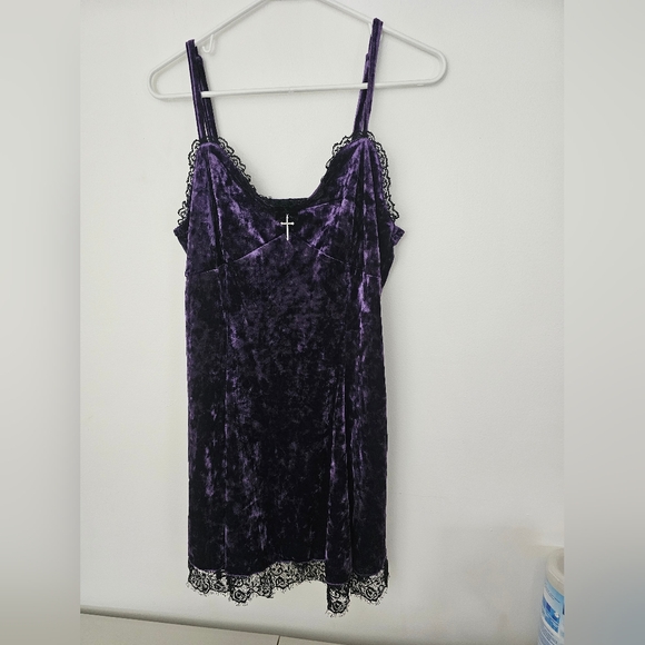 Juniors Large Purple Velvet Dress - Picture 1 of 5